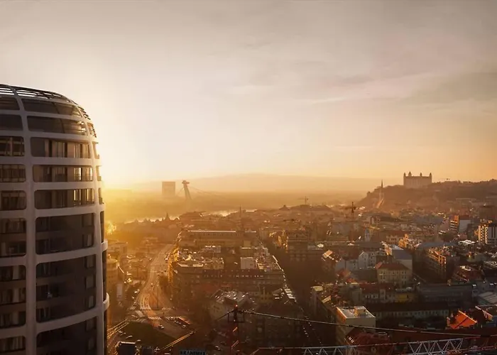 Castle View And Skyline View, Sky Park