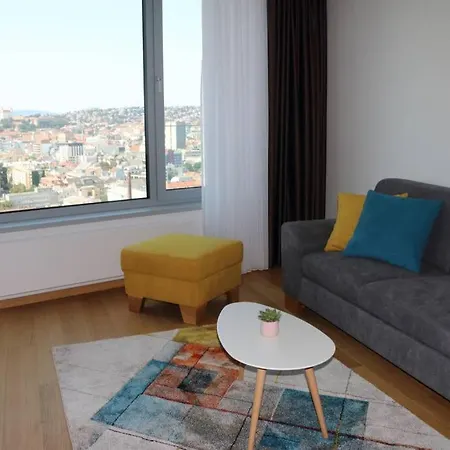 Castle View And Skyline View, Sky Park Appartement